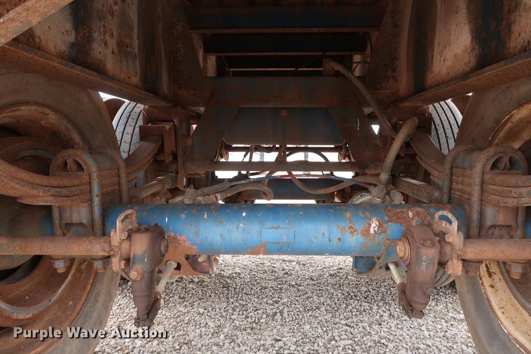image for item DG3413 1998 Fruehauf PBA-NF2-45N flatbed trailer