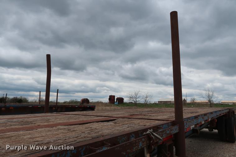 image for item DG3413 1998 Fruehauf PBA-NF2-45N flatbed trailer