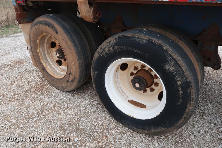 image for item DG3413 1998 Fruehauf PBA-NF2-45N flatbed trailer