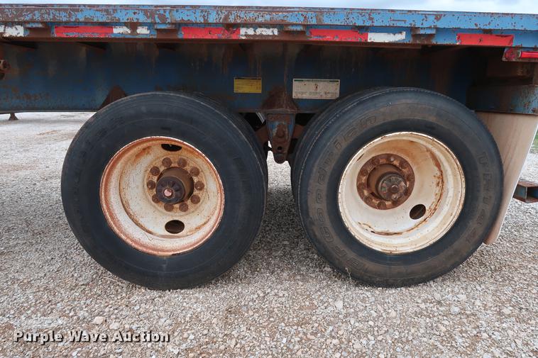 image for item DG3413 1998 Fruehauf PBA-NF2-45N flatbed trailer