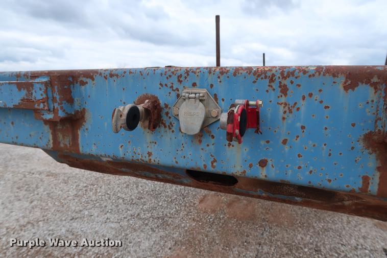 image for item DG3414 1997 Fruehauf PBA-NF2-45N flatbed trailer