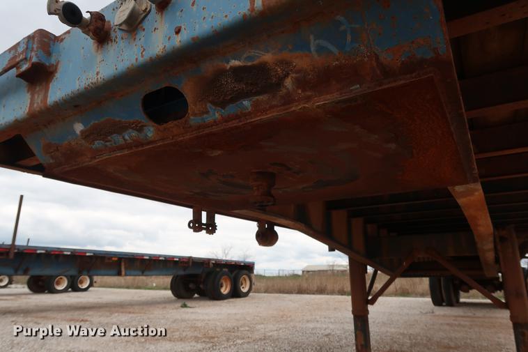 image for item DG3414 1997 Fruehauf PBA-NF2-45N flatbed trailer