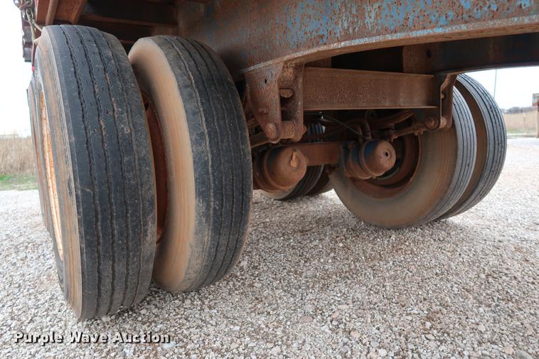 image for item DG3414 1997 Fruehauf PBA-NF2-45N flatbed trailer