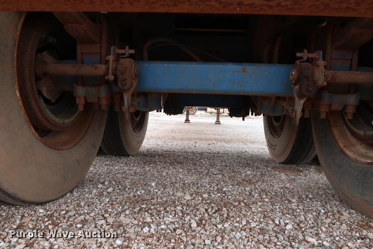 image for item DG3414 1997 Fruehauf PBA-NF2-45N flatbed trailer