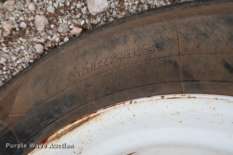 image for item DG3414 1997 Fruehauf PBA-NF2-45N flatbed trailer