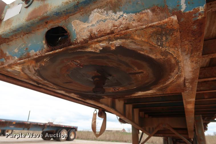 image for item DG3415 1997 Fruehauf PBA-NF2-45N flatbed trailer