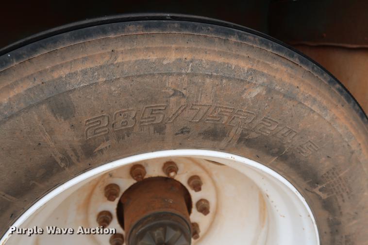 image for item DG3415 1997 Fruehauf PBA-NF2-45N flatbed trailer