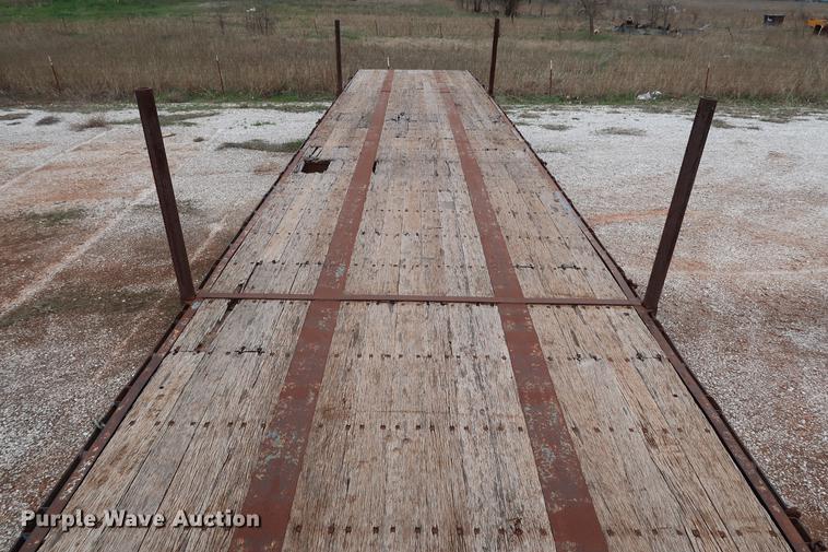 image for item DG3416 1998 Fruehauf PBA-NF2-45N flatbed trailer