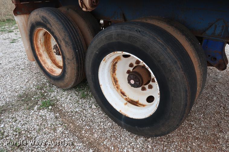 image for item DG3416 1998 Fruehauf PBA-NF2-45N flatbed trailer