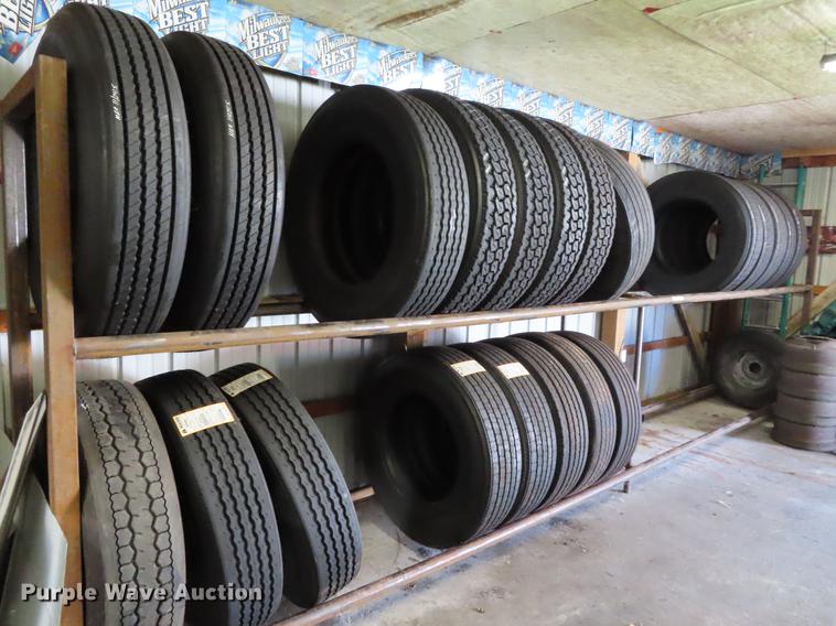 image for item DI9466 Tire rack and tires