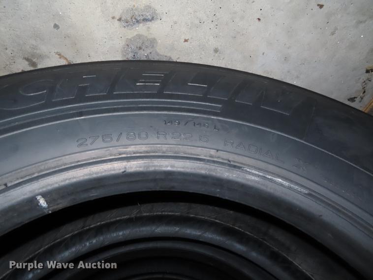 image for item DI9466 Tire rack and tires