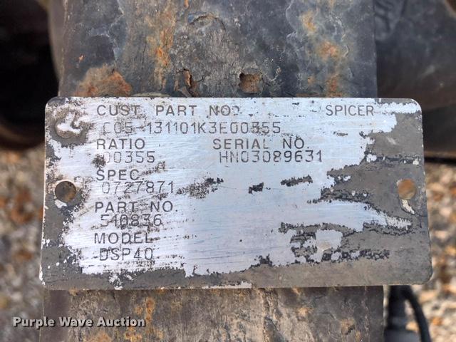 image for item DI9486 2008 Peterbilt 387 semi truck rear axle assembly