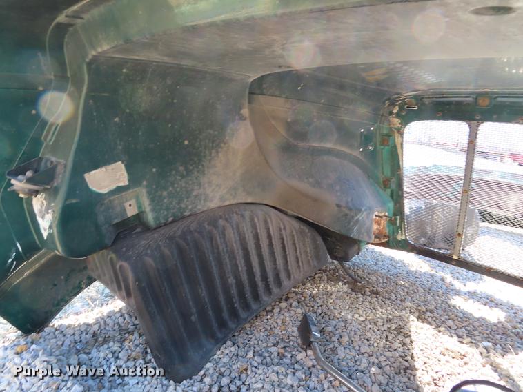 image for item DI9495 2008 Peterbilt 387 semi truck parts