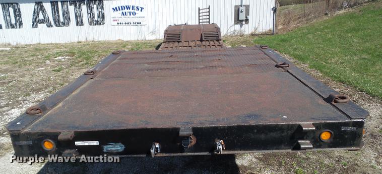 image for item EM9152 1981 Landoll lowboy equipment trailer