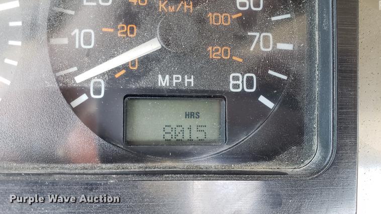 image for item EN9897 1995 White GMC WG semi truck