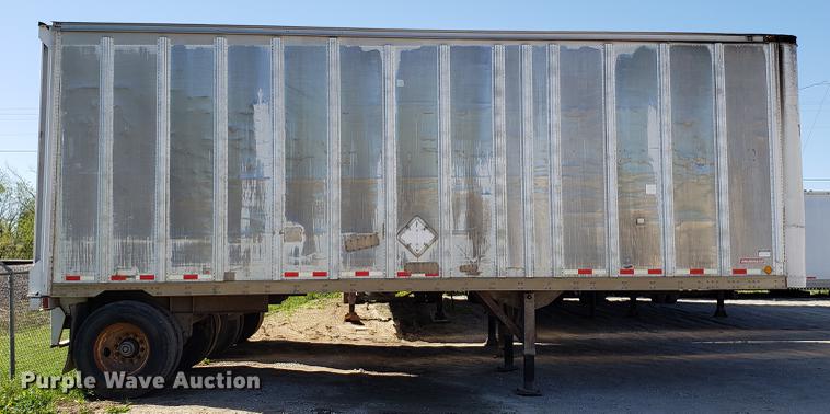 image for item EN9898 1982 Fruehauf dry van trailer