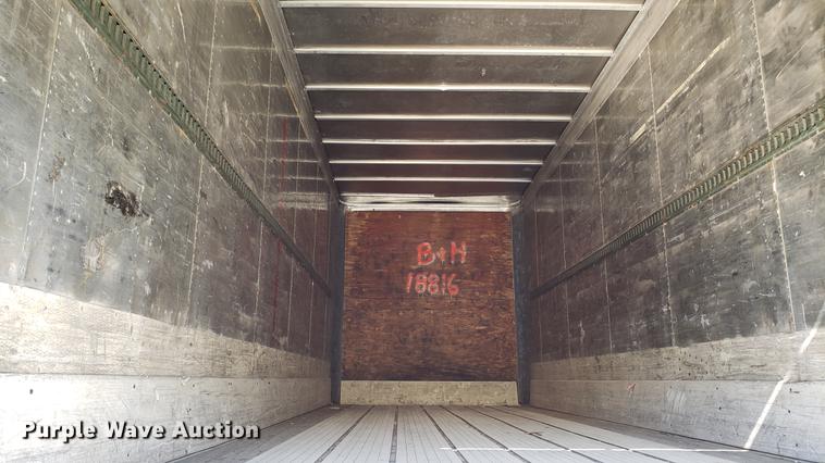 image for item EN9898 1982 Fruehauf dry van trailer