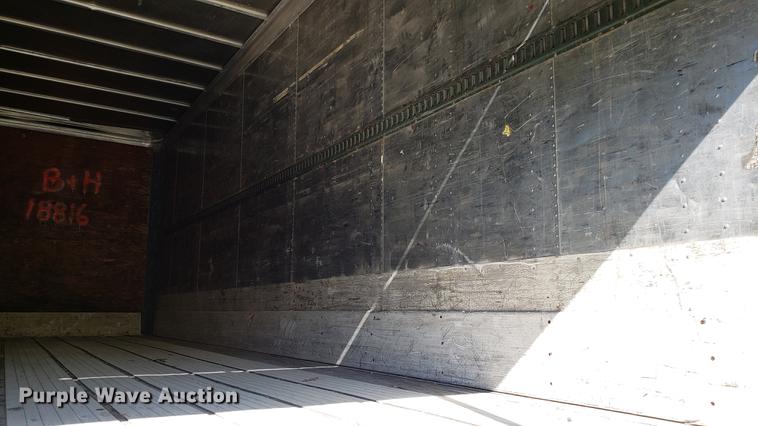 image for item EN9898 1982 Fruehauf dry van trailer