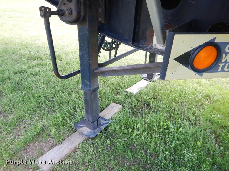 image for item FH9298 2001 Transcraft Super Beam flatbed trailer