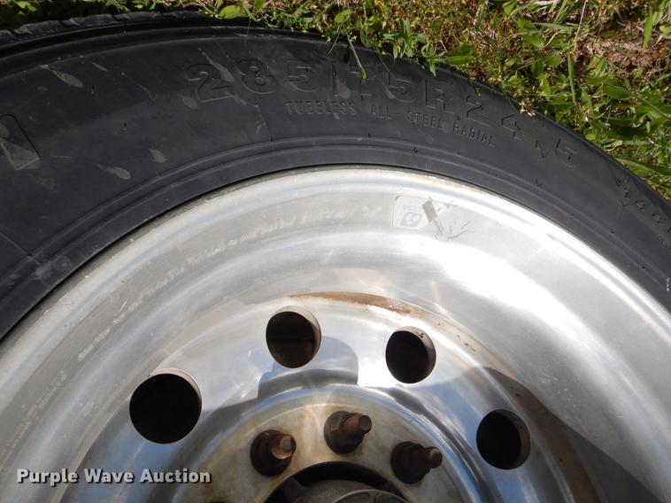 image for item FH9298 2001 Transcraft Super Beam flatbed trailer