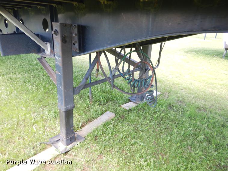 image for item FH9298 2001 Transcraft Super Beam flatbed trailer