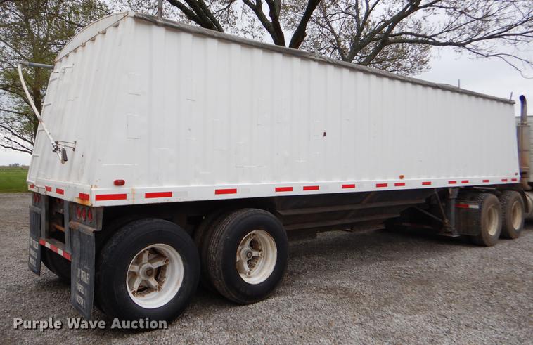 image for item FH9331 1995 Jet 30 Hopper single hopper bottom grain trailer