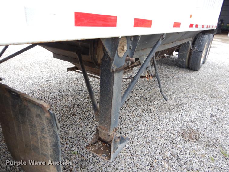 image for item FH9331 1995 Jet 30 Hopper single hopper bottom grain trailer