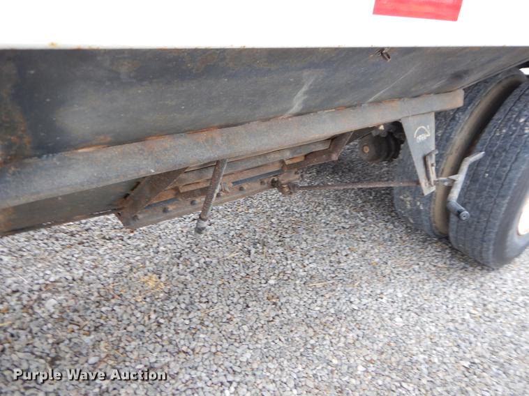 image for item FH9331 1995 Jet 30 Hopper single hopper bottom grain trailer