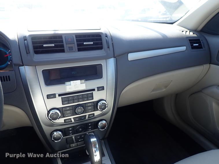 image for item DF1015 2010 Ford Fusion SE