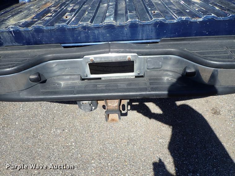 image for item DF1027 2002 Chevrolet Silverado 2500HD pickup truck