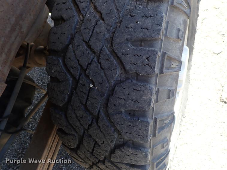 image for item DF1027 2002 Chevrolet Silverado 2500HD pickup truck