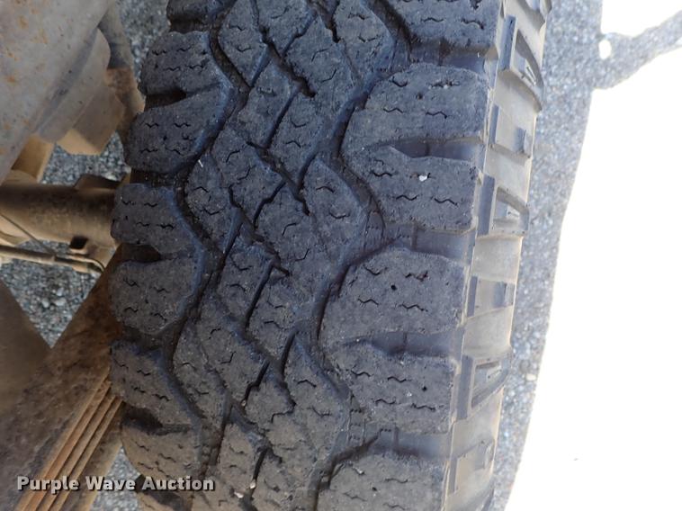 image for item DF1027 2002 Chevrolet Silverado 2500HD pickup truck