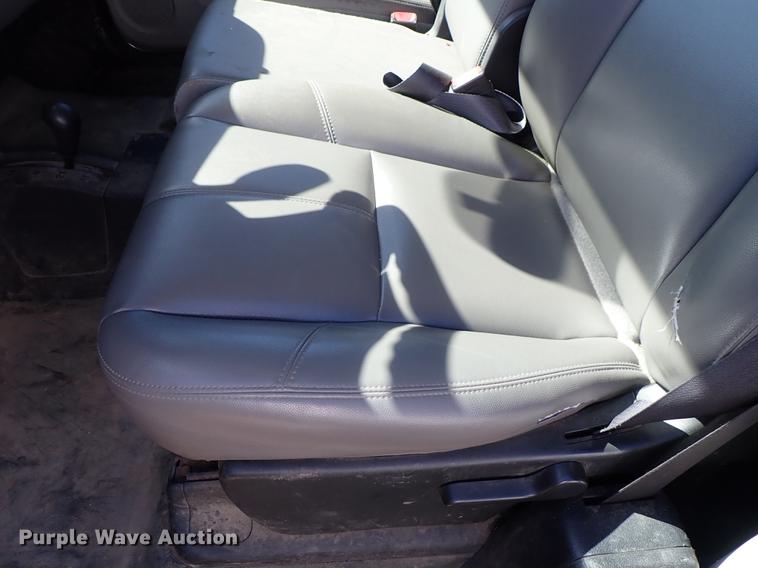 image for item DF1028 2011 Chevrolet Silverado 2500HD Ext. Cab pickup truck