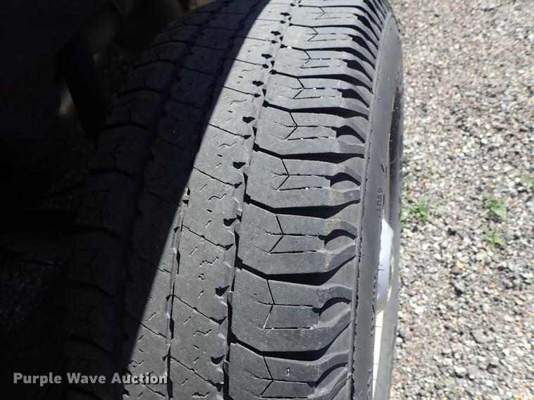 image for item DF1028 2011 Chevrolet Silverado 2500HD Ext. Cab pickup truck