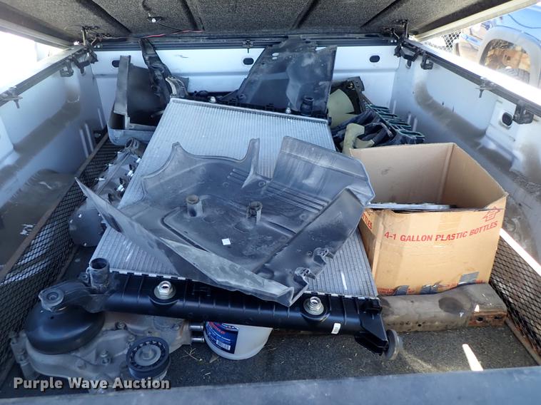 image for item DF1028 2011 Chevrolet Silverado 2500HD Ext. Cab pickup truck