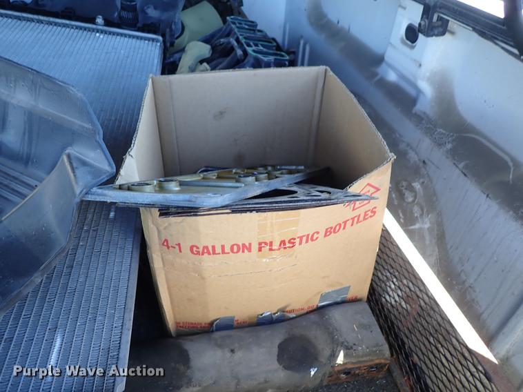 image for item DF1028 2011 Chevrolet Silverado 2500HD Ext. Cab pickup truck