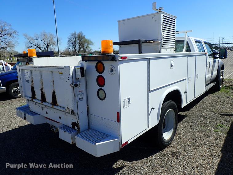 image for item DF1029 2008 Ford F550 Super Duty XL Crew Cab utility truck