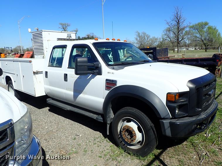 image for item DF1029 2008 Ford F550 Super Duty XL Crew Cab utility truck