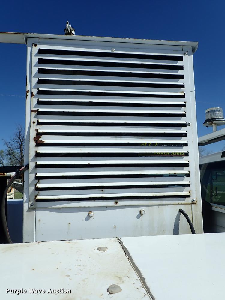 image for item DF1029 2008 Ford F550 Super Duty XL Crew Cab utility truck