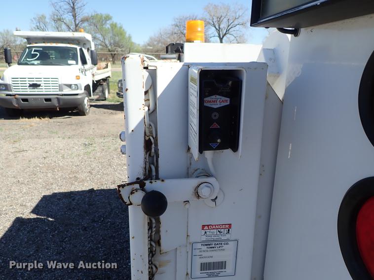 image for item DF1029 2008 Ford F550 Super Duty XL Crew Cab utility truck