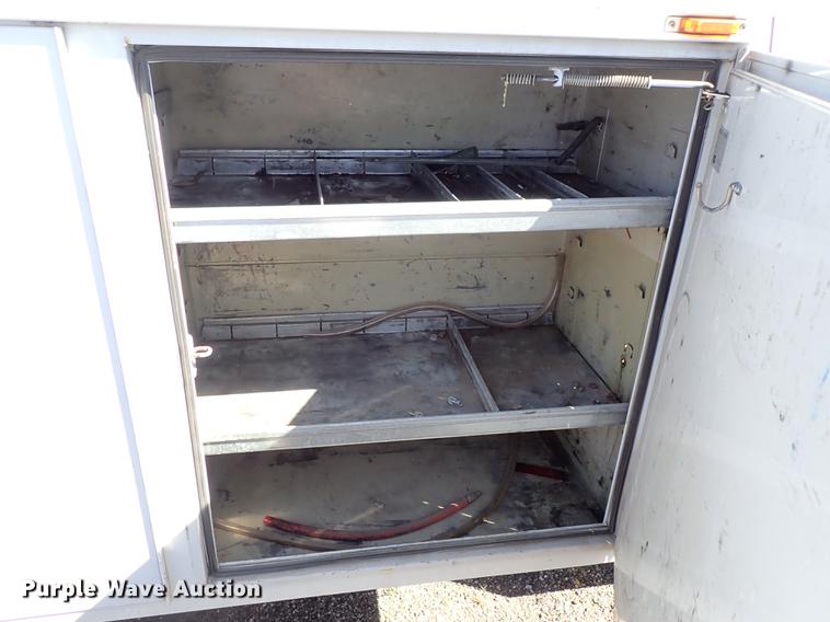 image for item DF1029 2008 Ford F550 Super Duty XL Crew Cab utility truck