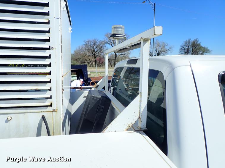 image for item DF1029 2008 Ford F550 Super Duty XL Crew Cab utility truck