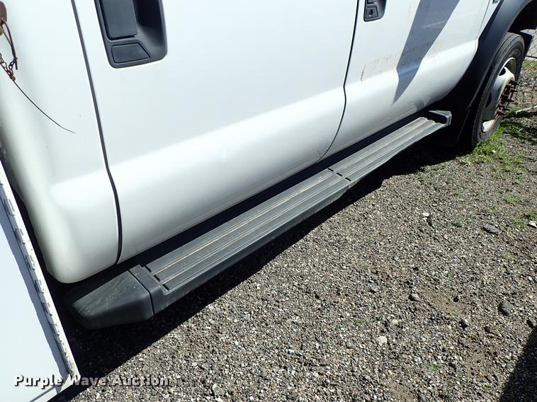 image for item DF1029 2008 Ford F550 Super Duty XL Crew Cab utility truck
