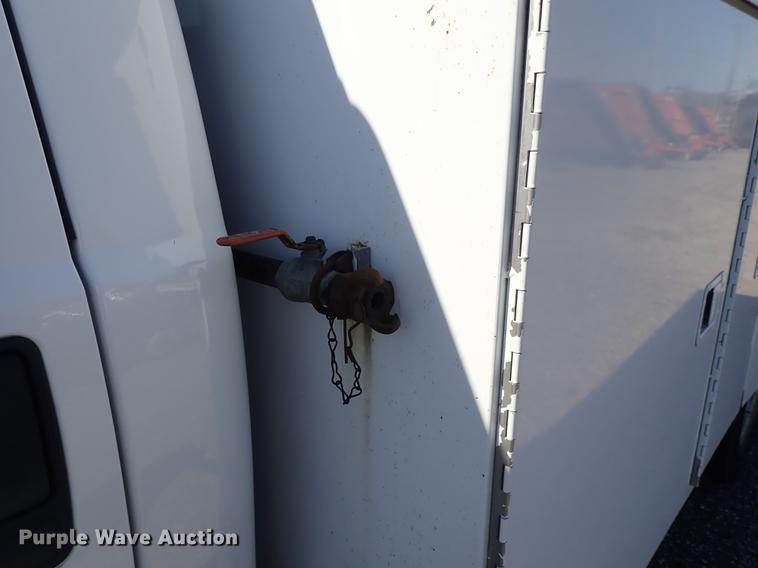 image for item DF1029 2008 Ford F550 Super Duty XL Crew Cab utility truck