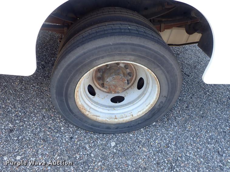 image for item DF1029 2008 Ford F550 Super Duty XL Crew Cab utility truck