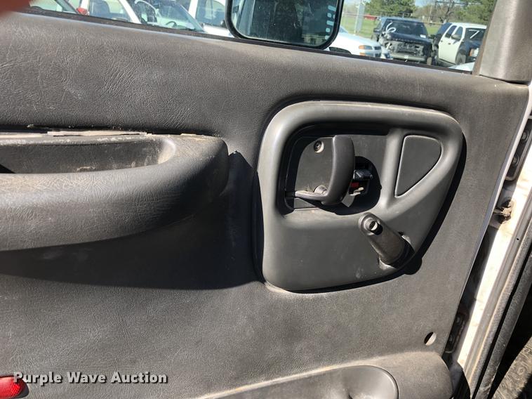 image for item DF1034 2005 Chevrolet C4500 dump truck