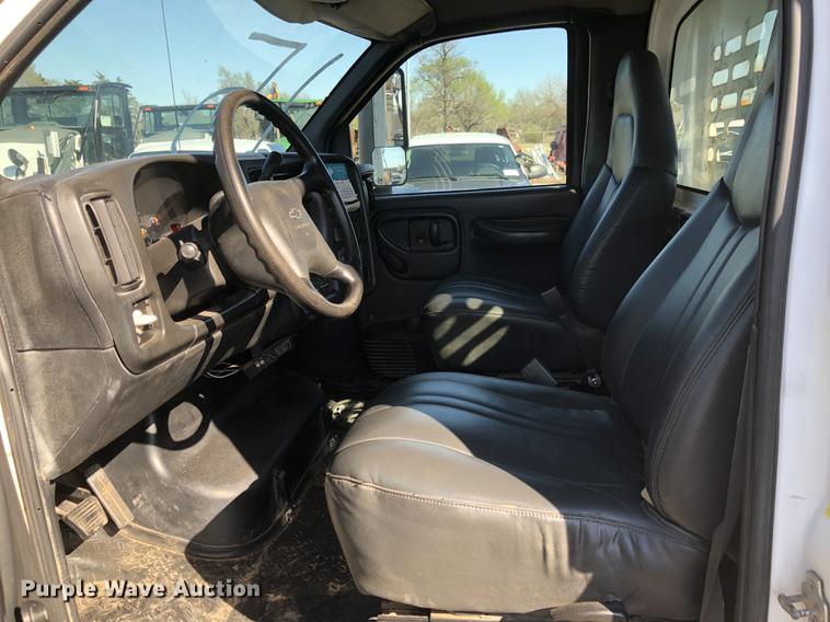 image for item DF1034 2005 Chevrolet C4500 dump truck