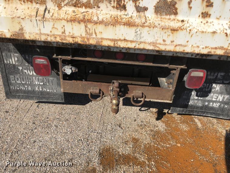 image for item DF1034 2005 Chevrolet C4500 dump truck