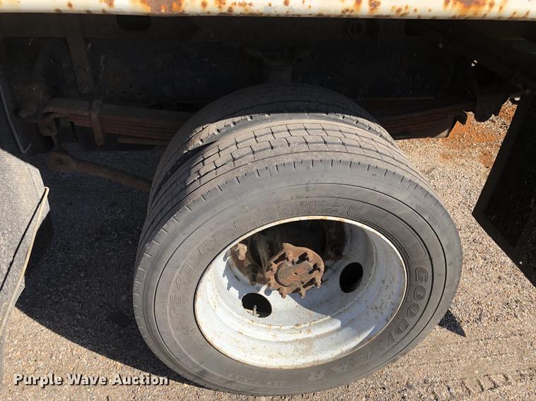 image for item DF1034 2005 Chevrolet C4500 dump truck