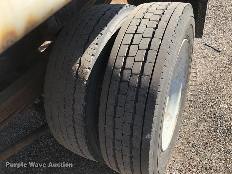 image for item DF1034 2005 Chevrolet C4500 dump truck